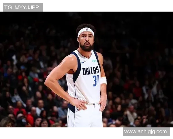 独行侠首发阵容调整：克莱·汤普森投篮命中率26.2%触发变阵，球队攻防效率显著提升